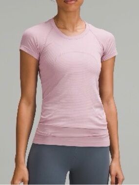 🍋Lululemon swiftly tech 2.0 short sleeve shirt hip length rose blush size 10